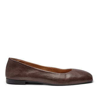 Pavement Katie Ballerina Brown